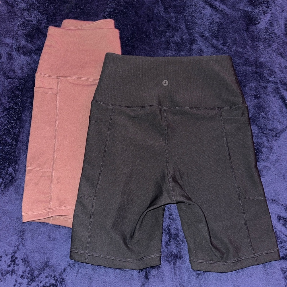 Danskin High Rise Bike Shorts🤎🖤